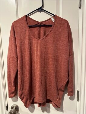 Twenty Ten V-Neck Long Sleeve Top - Rust
